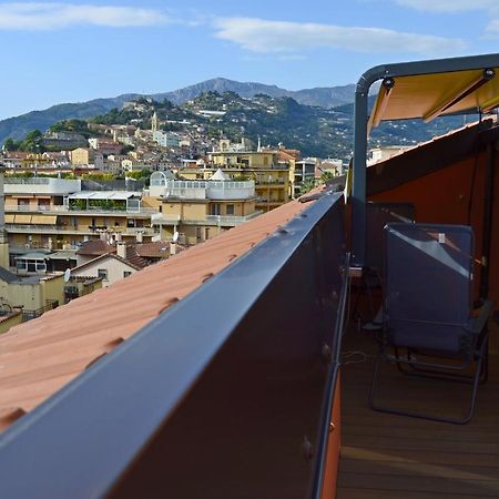 B&B Via Roma 41 Вентимиля Екстериор снимка