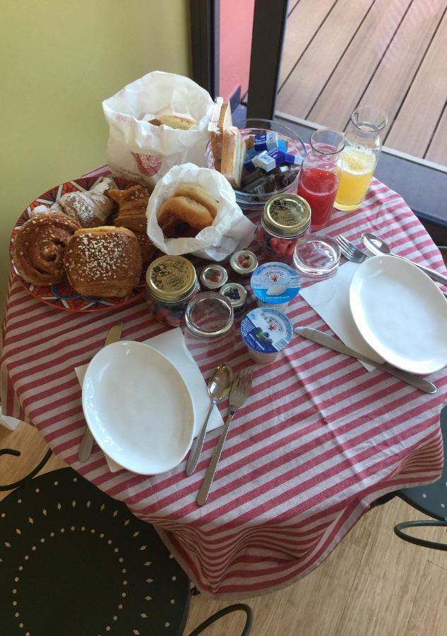 B&B Via Roma 41 Вентимиля Екстериор снимка